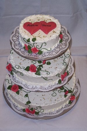 Torten Torte Hochzeit 3 stoeckig dreistoeckig Herz.JPG